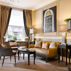 https://trinity-lodge.dublin-hotelsweb.com